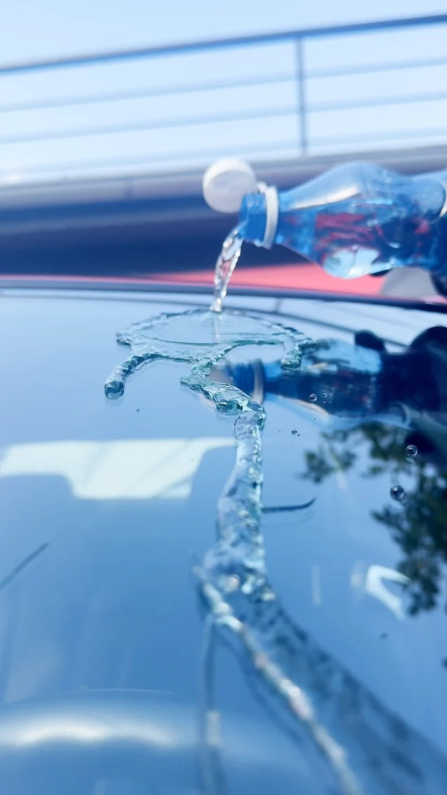 🌧️ Déšť? U nás se neudrží ❌
Poznejte tekuté stěrače Glaco + keramickou ochranu GYEON Q² Mohs EVO v akci.
Voda zmizí z oken i karoserie dřív, než stihne napáchat škodu.
✔️ Lepší výhled za deště
✔️ Lak chráněný proti vodě, špíně i mikroškrábancům
✔️ Samočisticí efekt a rychlé schnutí
📲 Domluvte si termín na našem webu www.vpsteam.cz